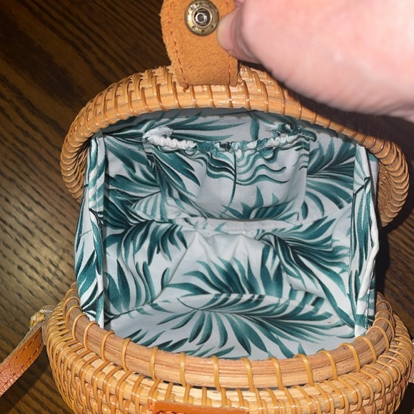 ROUND RATTAN SMALL PURSE/CROSSBODY - Picture 8 of 8